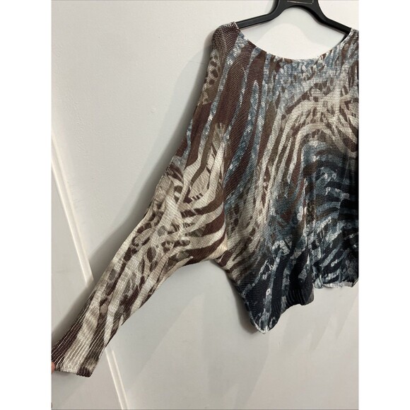 Gigi Moda Made In Italy Animal Print Wide sleeve Top Y2K Boho Artsy - Picture 3 of 9